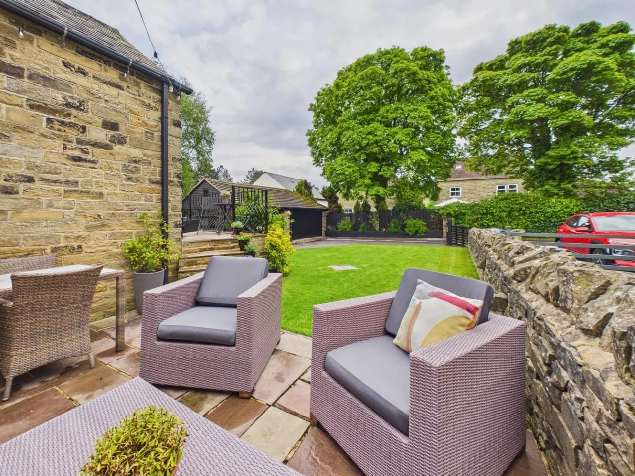Otley Road, Eldwick, BD16, photo 36
