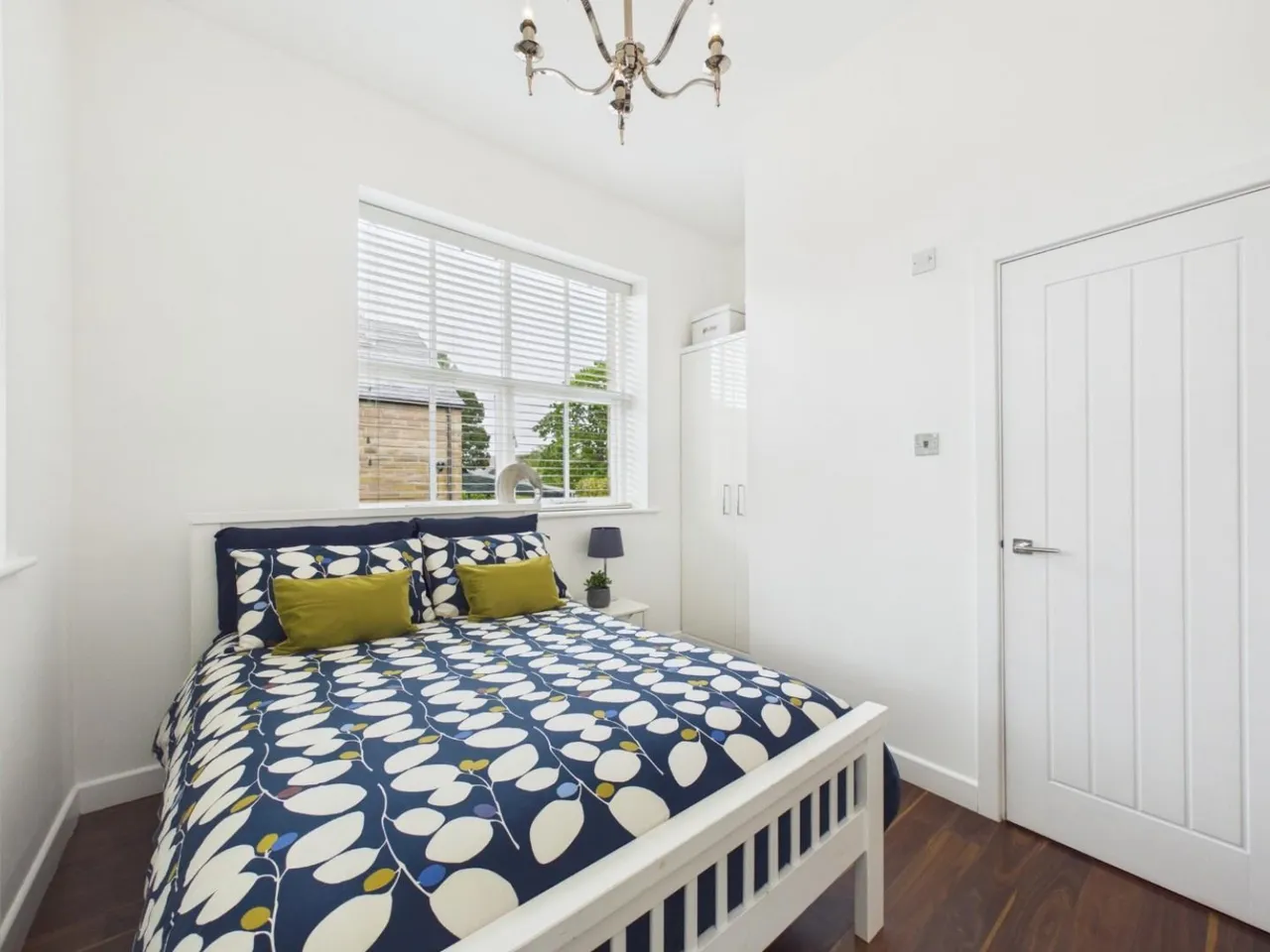 Otley Road, Eldwick, BD16, photo 19
