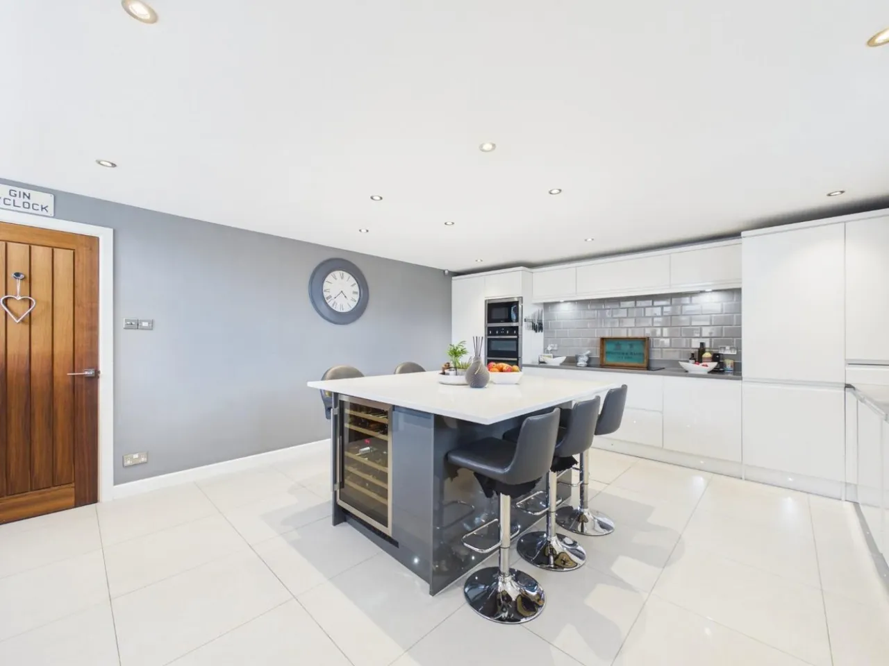 Otley Road, Eldwick, BD16, photo 13