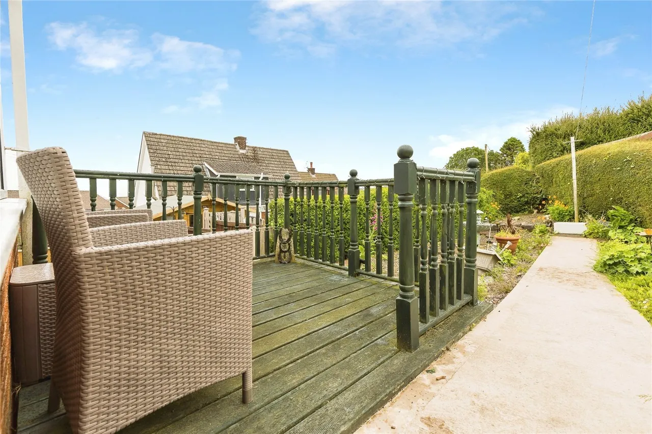 Prospect Drive, Coedpoeth, LL11, photo 22