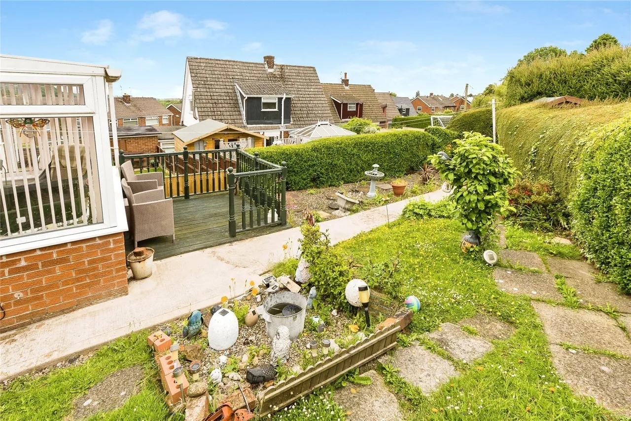 Prospect Drive, Coedpoeth, LL11, photo 20