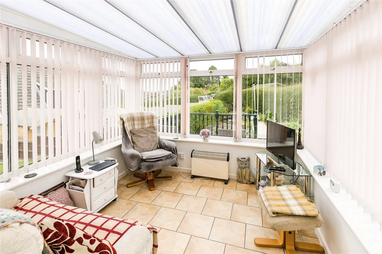 Prospect Drive, Coedpoeth, LL11, photo 12