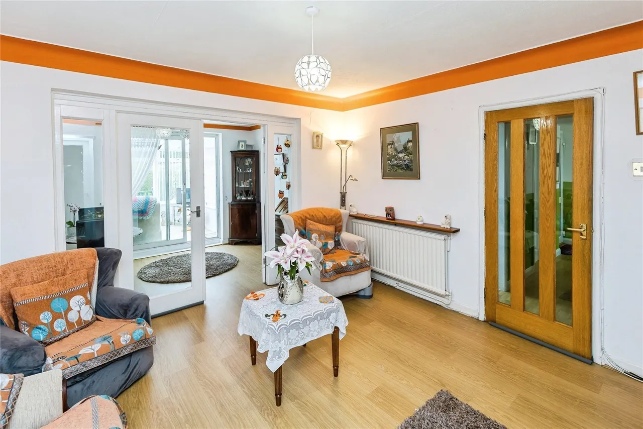 Prospect Drive, Coedpoeth, LL11, photo 3