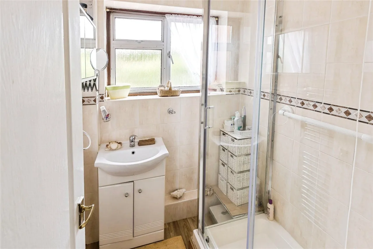 Prospect Drive, Coedpoeth, LL11, photo 17
