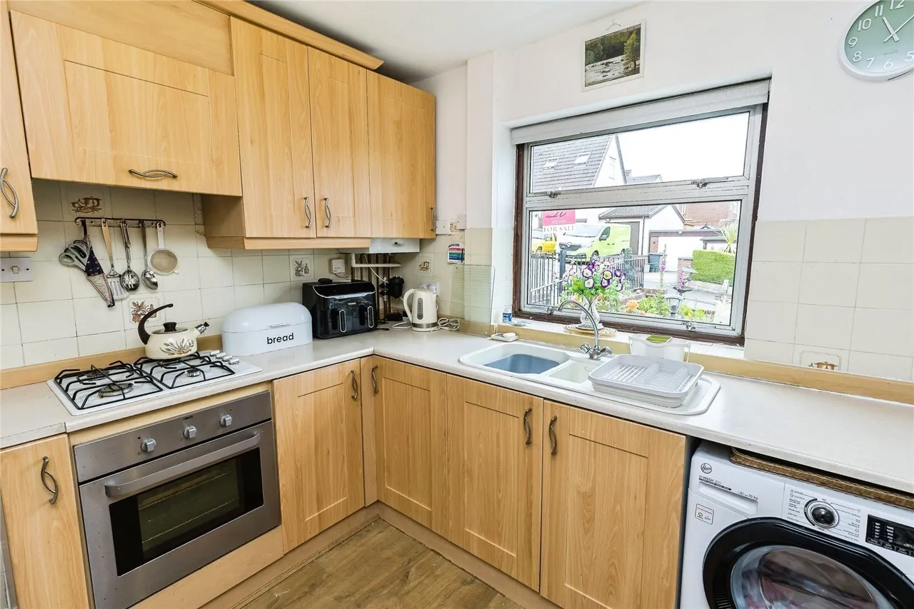 Prospect Drive, Coedpoeth, LL11, photo 9