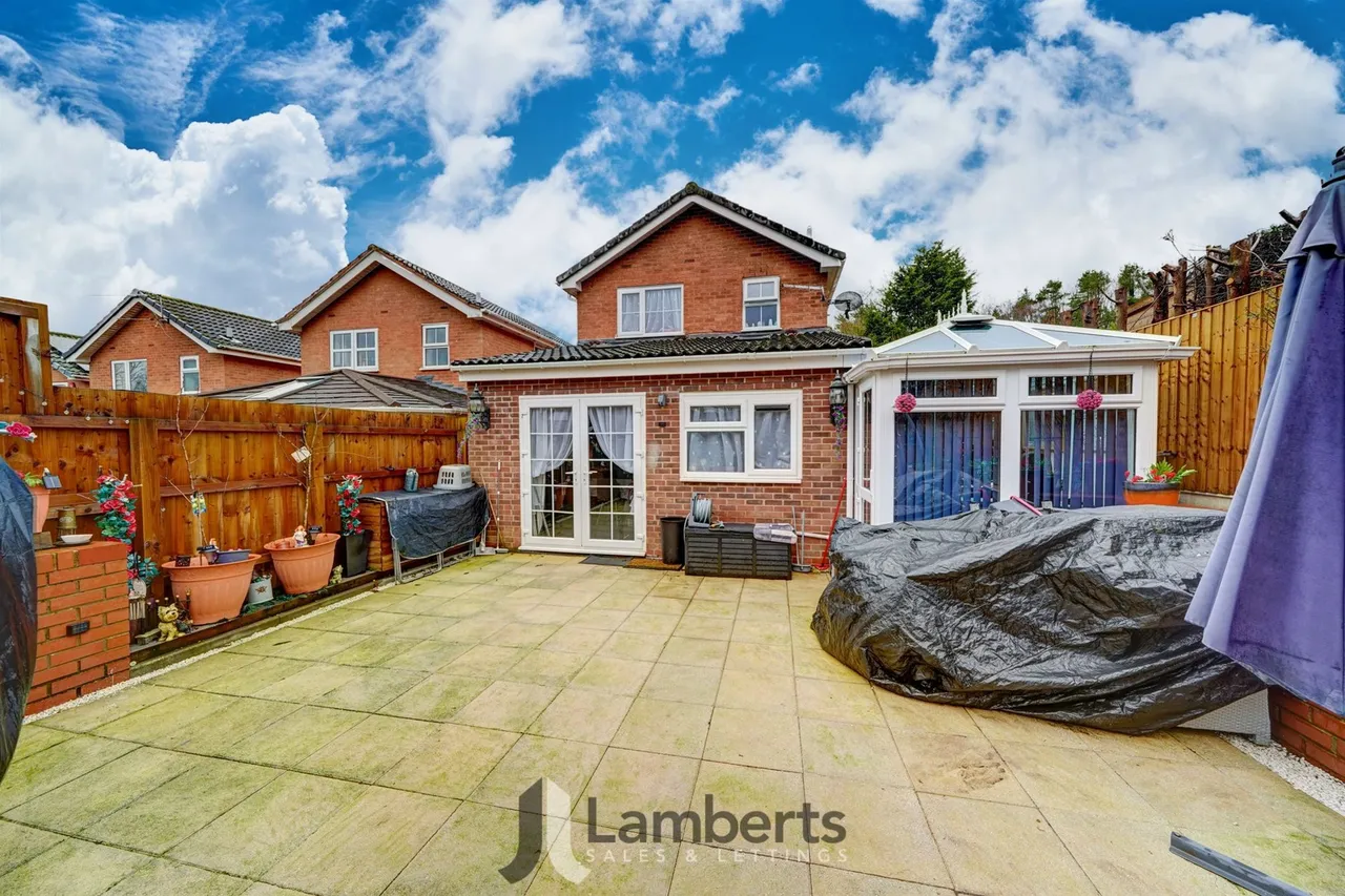 24 Painswick Close, Redditch, photo 14