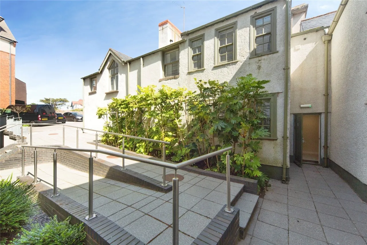 Station Road, Deganwy, LL31, photo 9