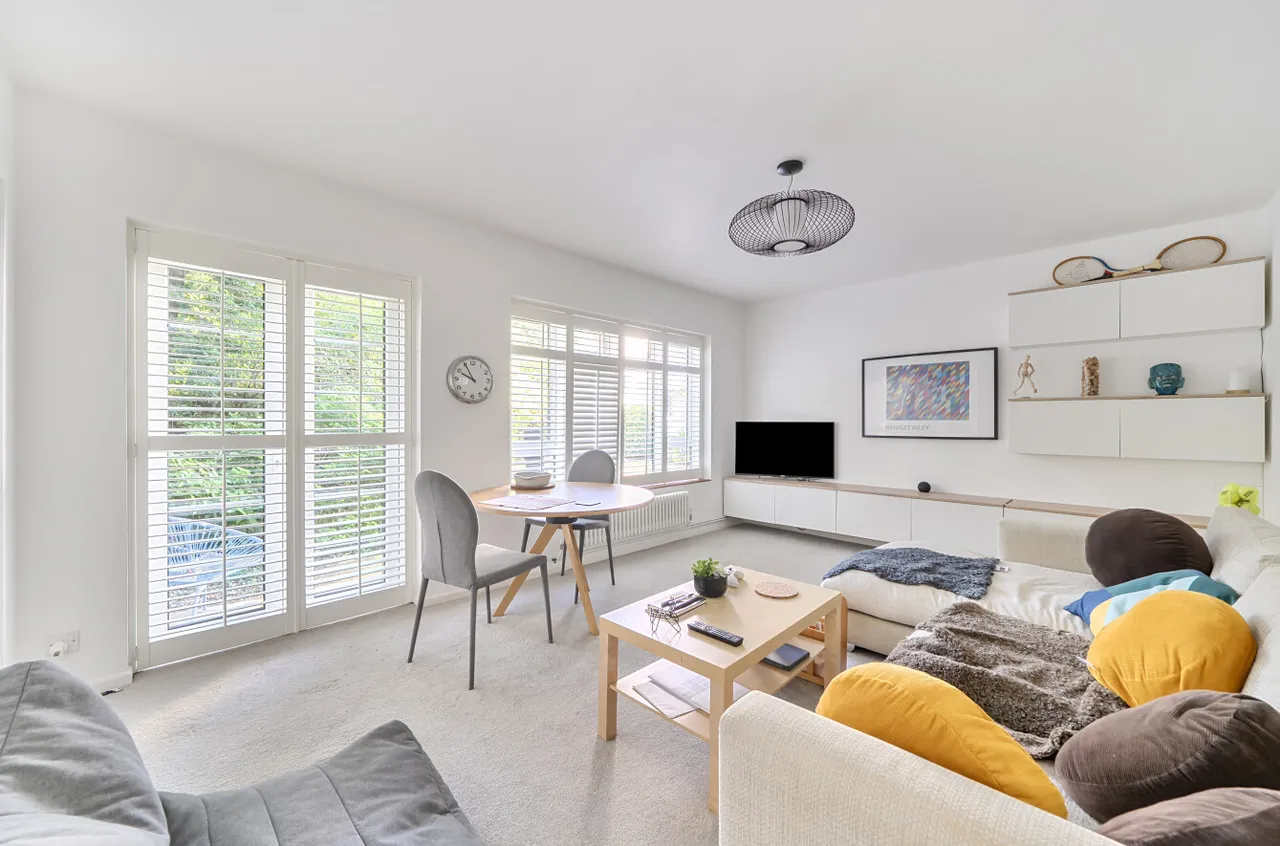 1 bed flat for sale, Andover Road, Winchester, SO22