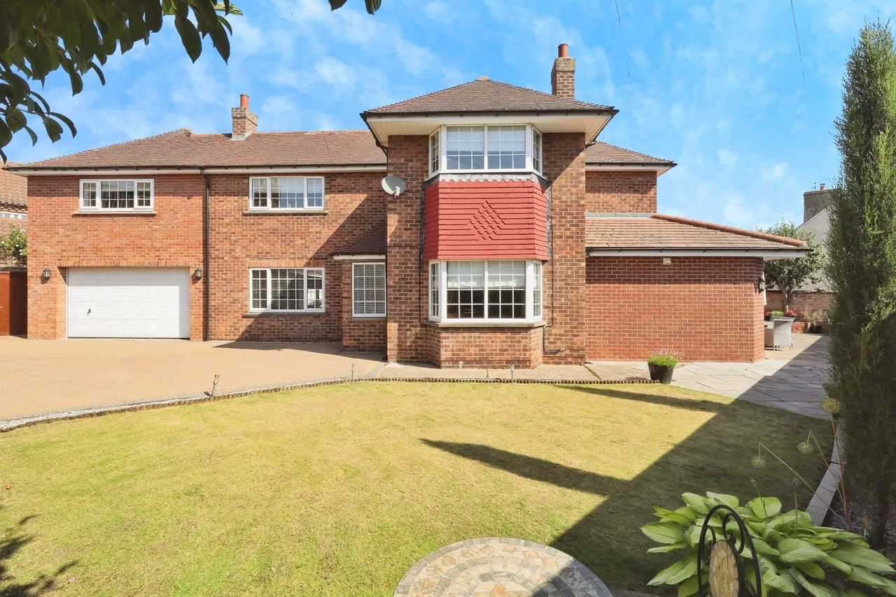 4 bed house for sale — Swan Street, Bawtry, DONCASTER