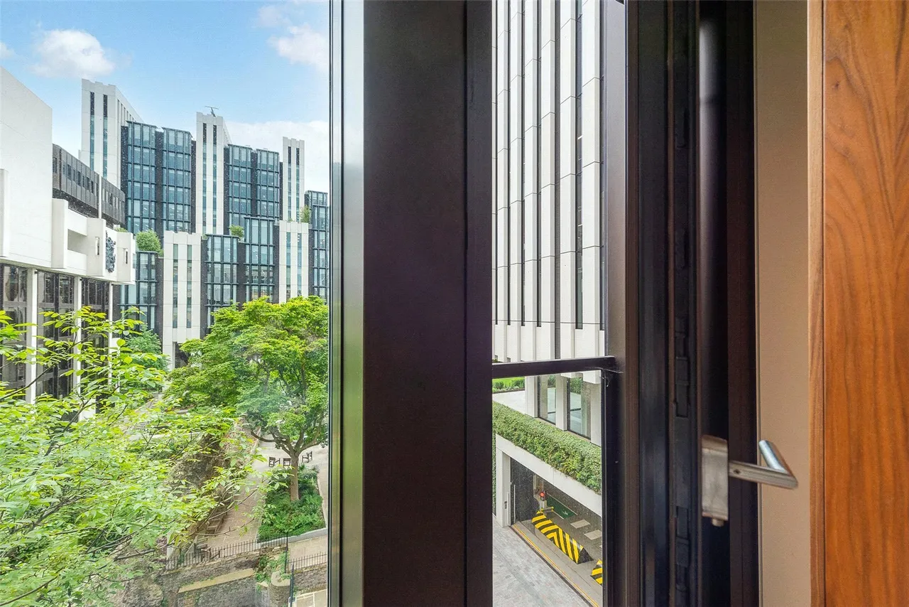 Wood Street, London Wall, EC2Y, photo 10