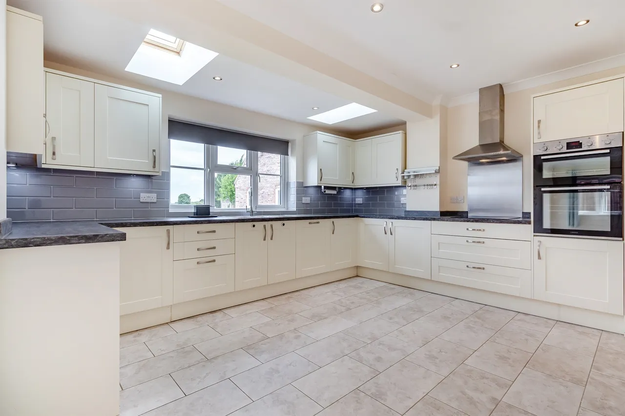 Mill Hill Road, Boughton, King's Lynn, photo 2