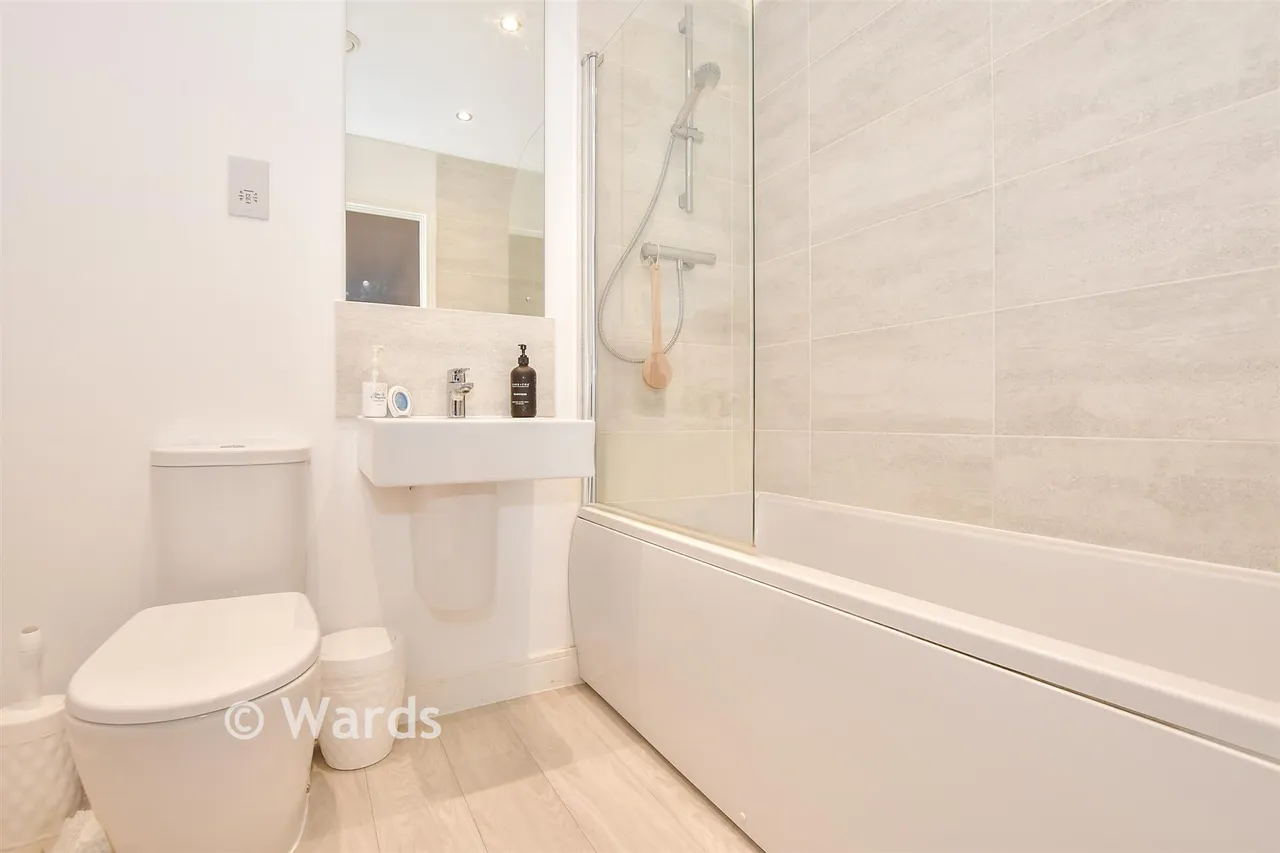 Broadclough Way, Maidstone, ME17, photo 7