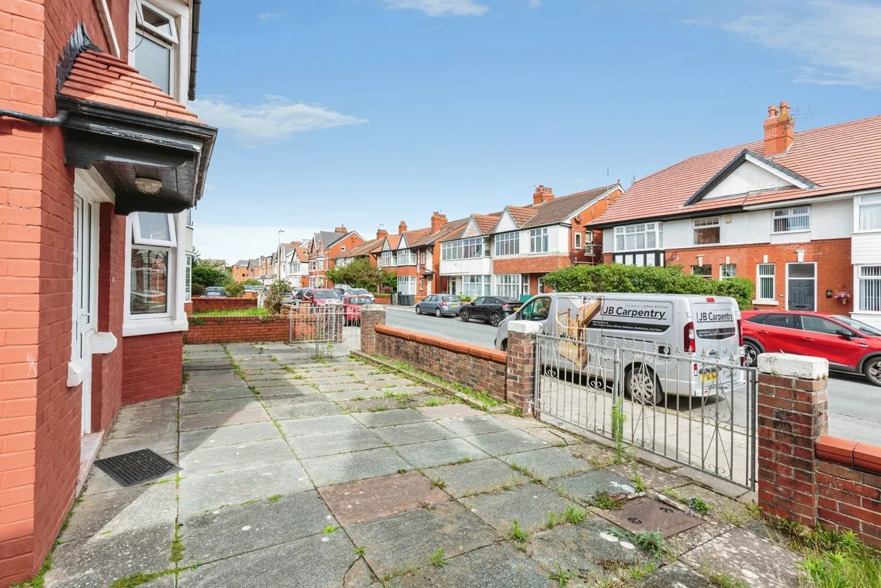All Saints Road, Lytham St. Annes, FY8, photo 22