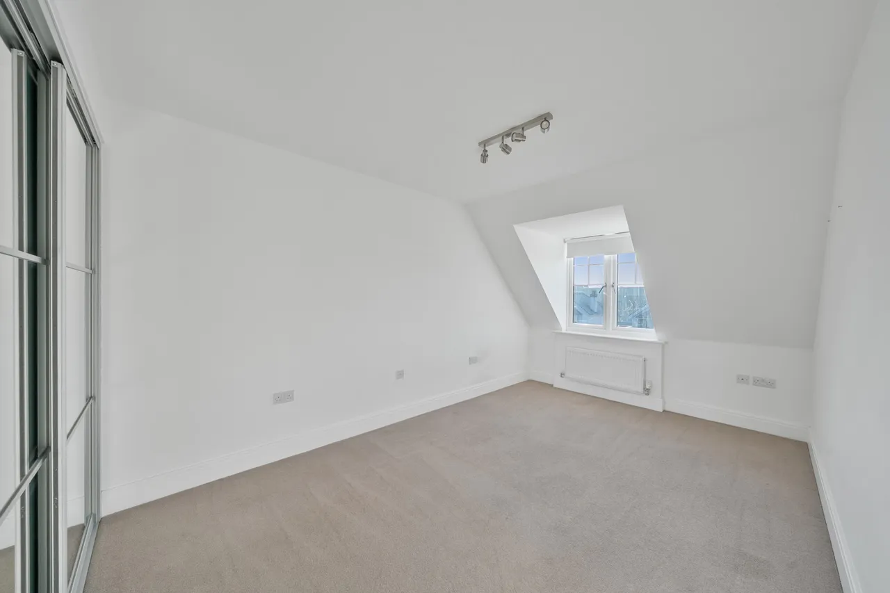 Whitchurch Lane, Edgware, HA8, photo 14