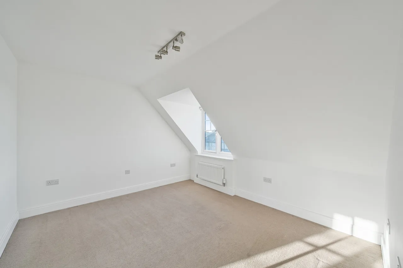 Whitchurch Lane, Edgware, HA8, photo 17