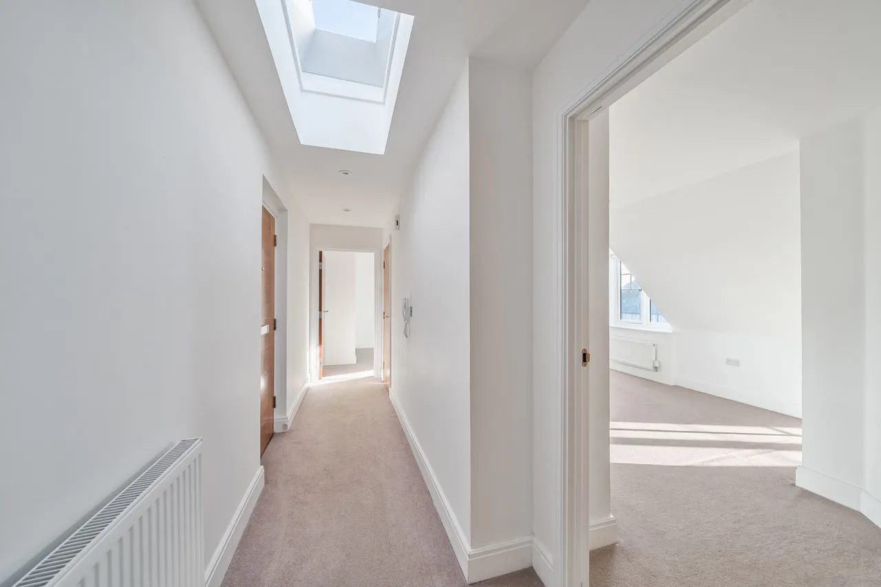 Whitchurch Lane, Edgware, HA8, photo 21