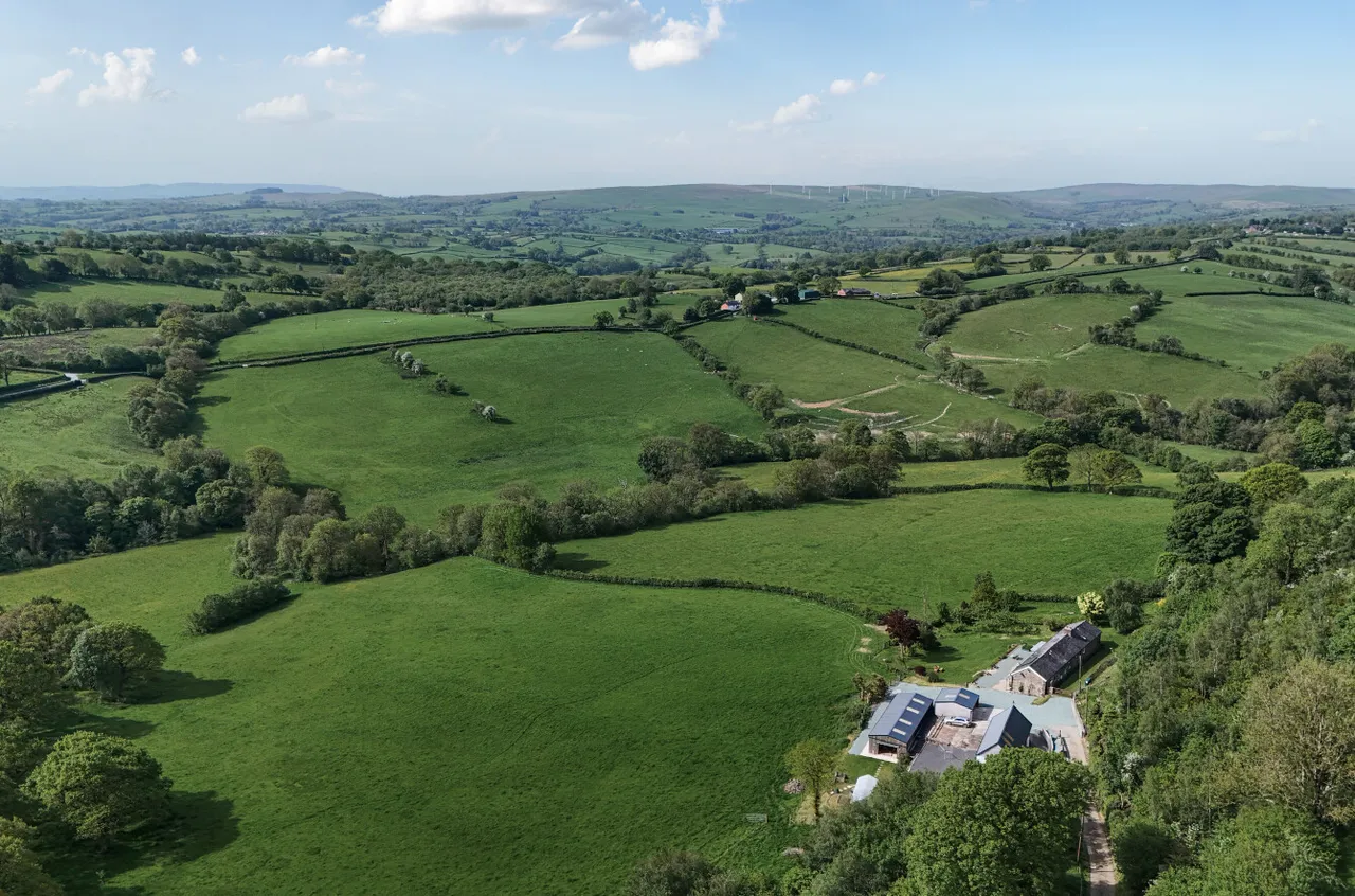 Llanfair Caereinion, Welshpool, photo 53