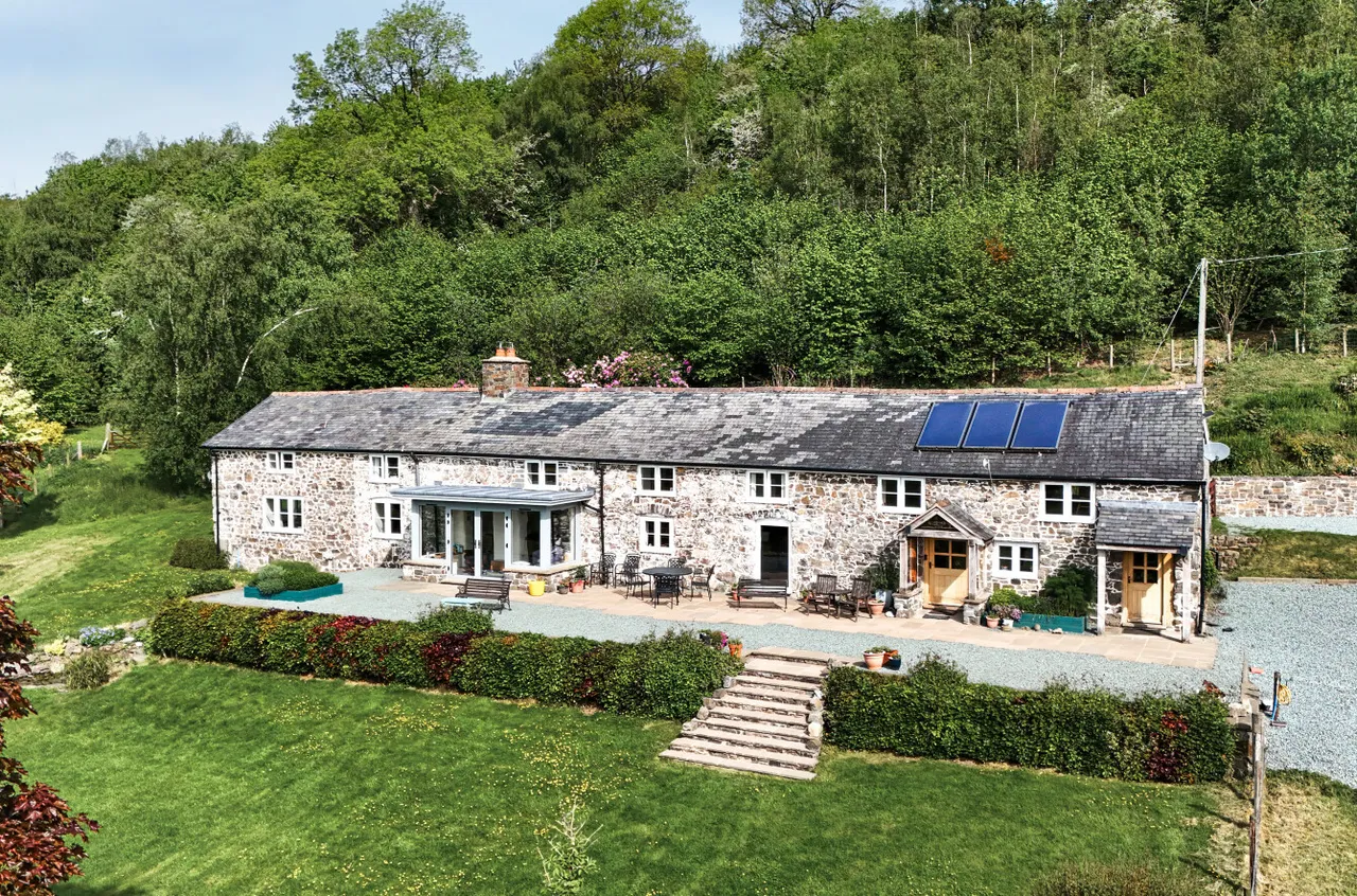 Llanfair Caereinion, Welshpool, photo 41