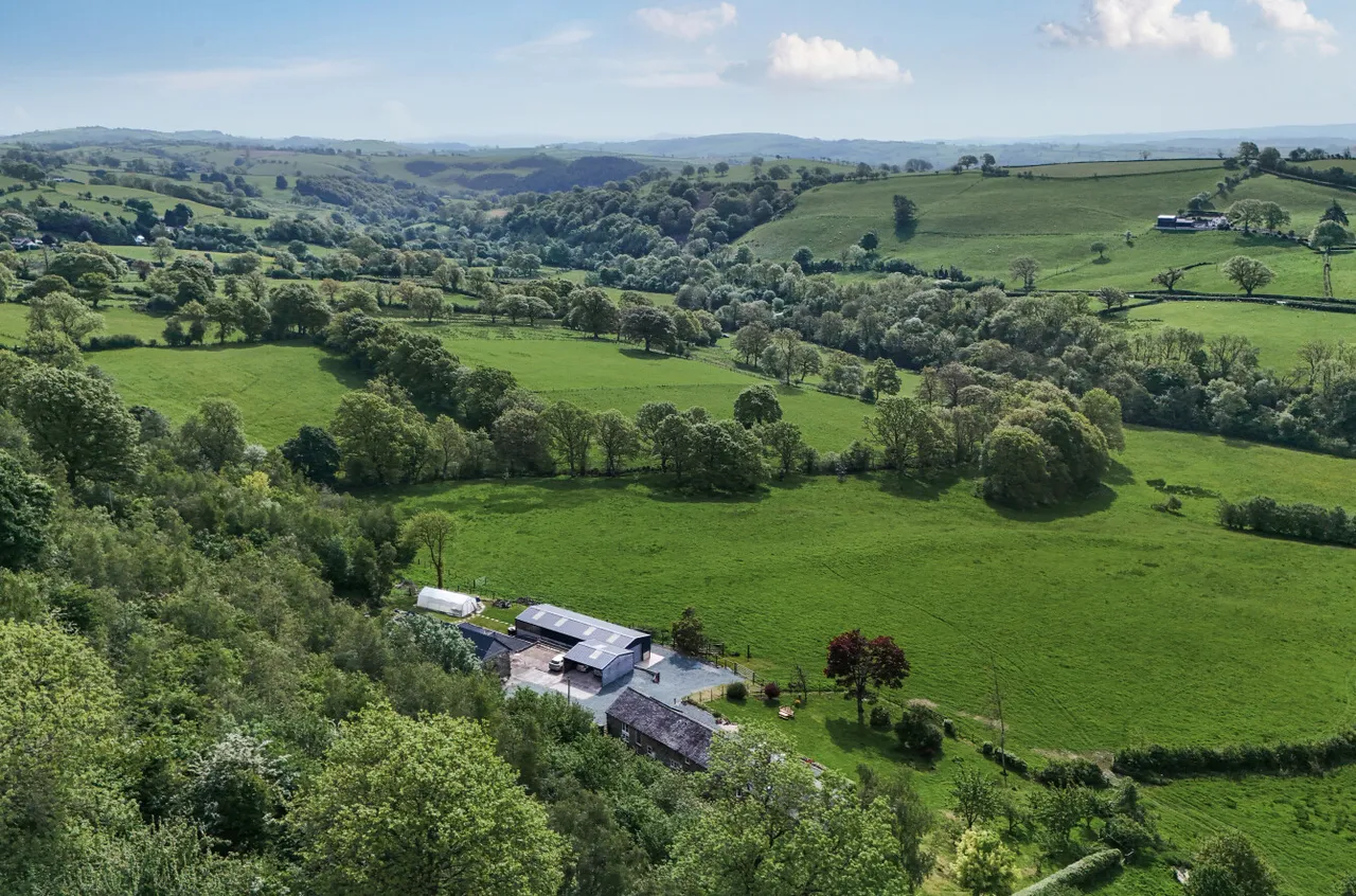 Llanfair Caereinion, Welshpool, photo 56