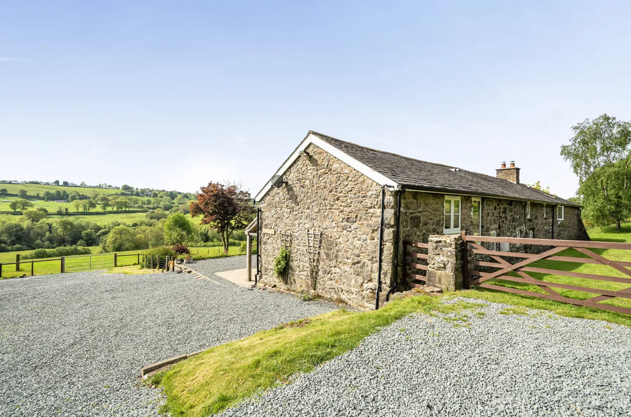 Llanfair Caereinion, Welshpool, photo 33