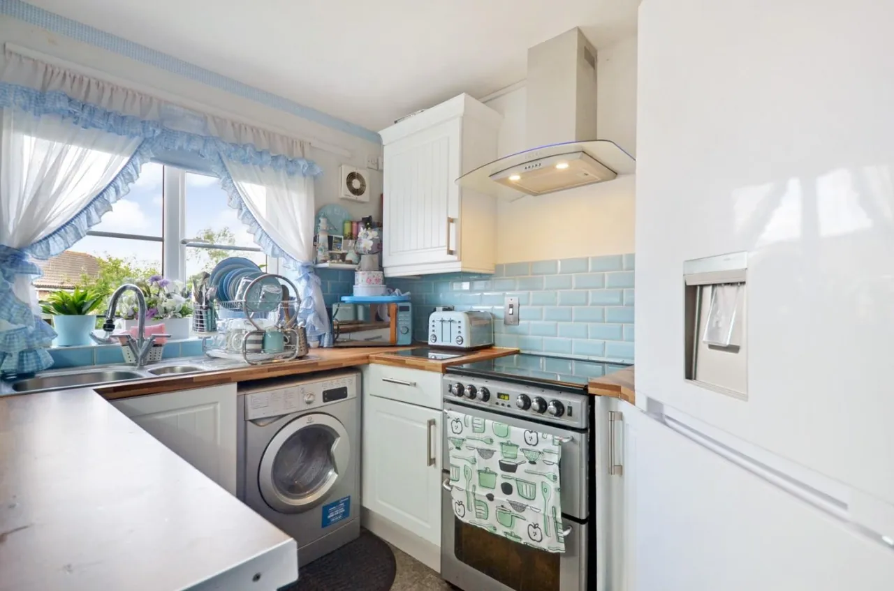 Lowden Road, Southall, UB1, photo 6