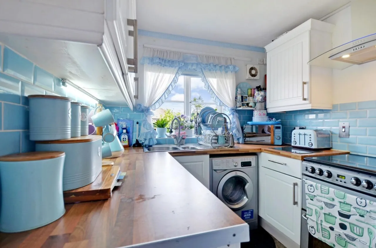 Lowden Road, Southall, UB1, photo 7