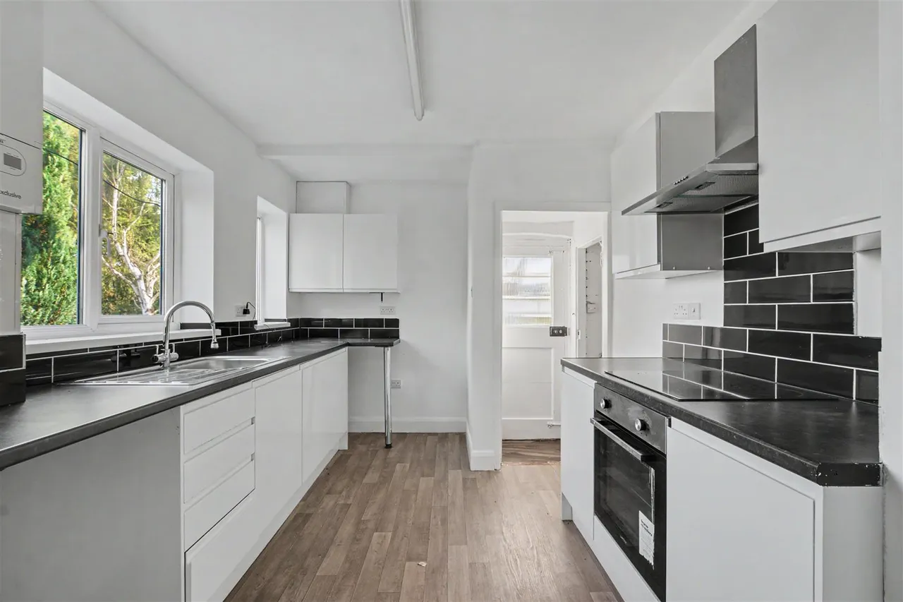 Anderson Crescent, Beeston, NG9, photo 4