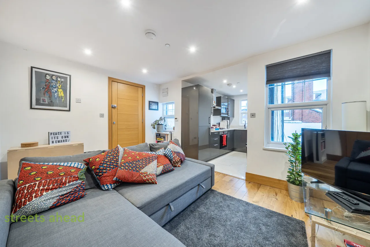 Selsdon Road, South Croydon, CR2, photo 10