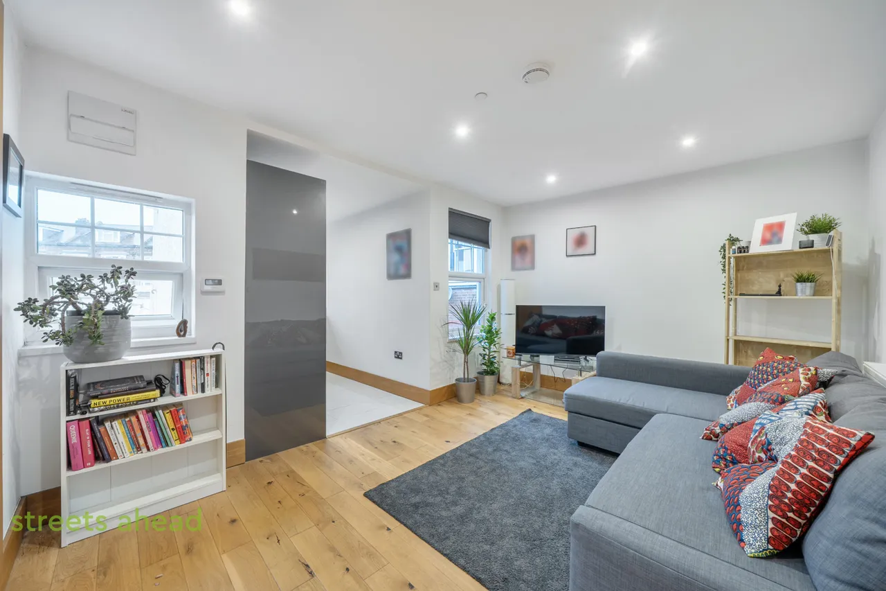 Selsdon Road, South Croydon, CR2, photo 11