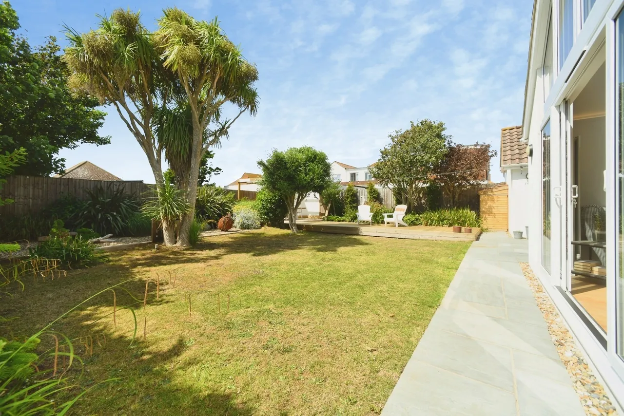 Edith Avenue, Peacehaven, BN10, photo 12