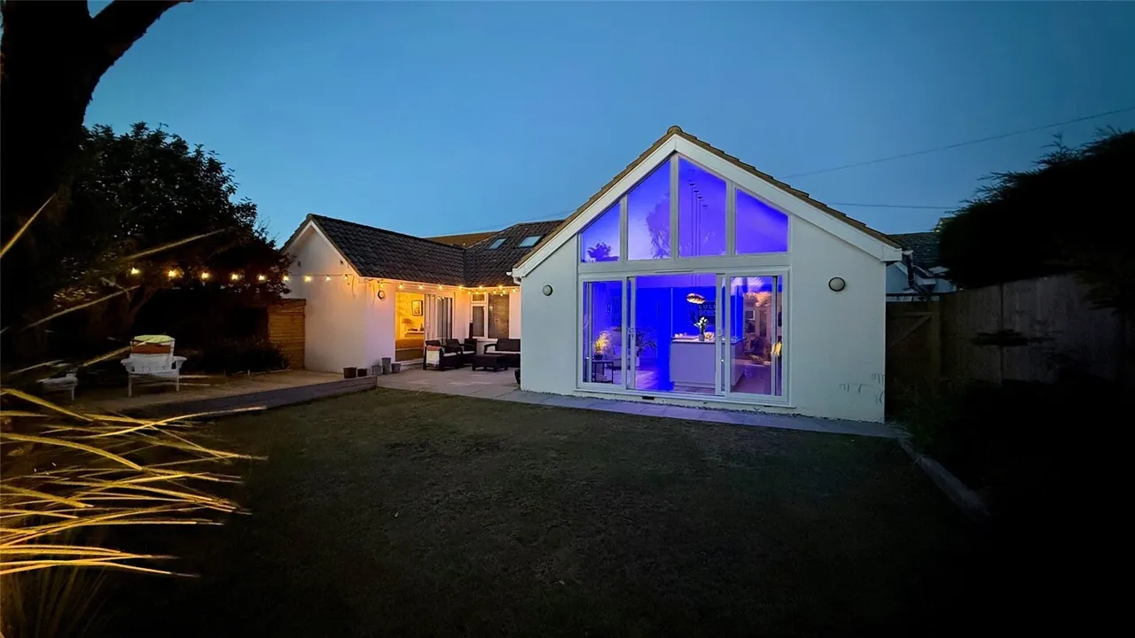 Edith Avenue, Peacehaven, BN10, photo 36