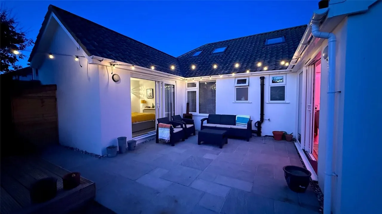Edith Avenue, Peacehaven, BN10, photo 39