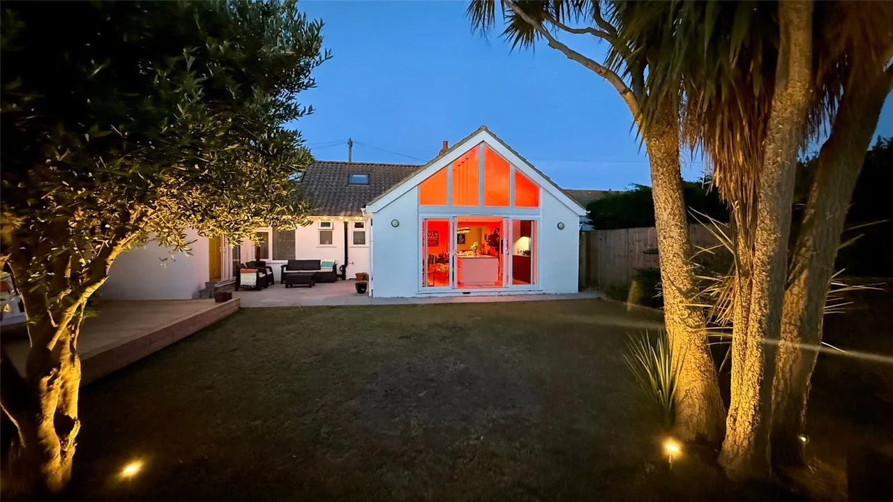 Edith Avenue, Peacehaven, BN10, photo 38