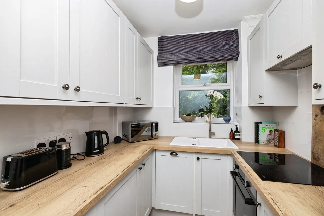 2 bed flat for sale — Union Grove, London, SW8