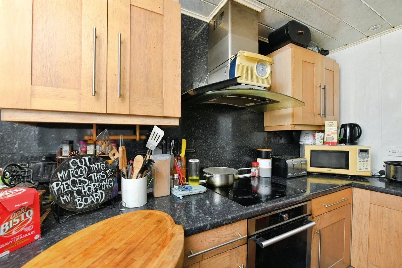 Budshead Road, Plymouth, PL5, photo 4