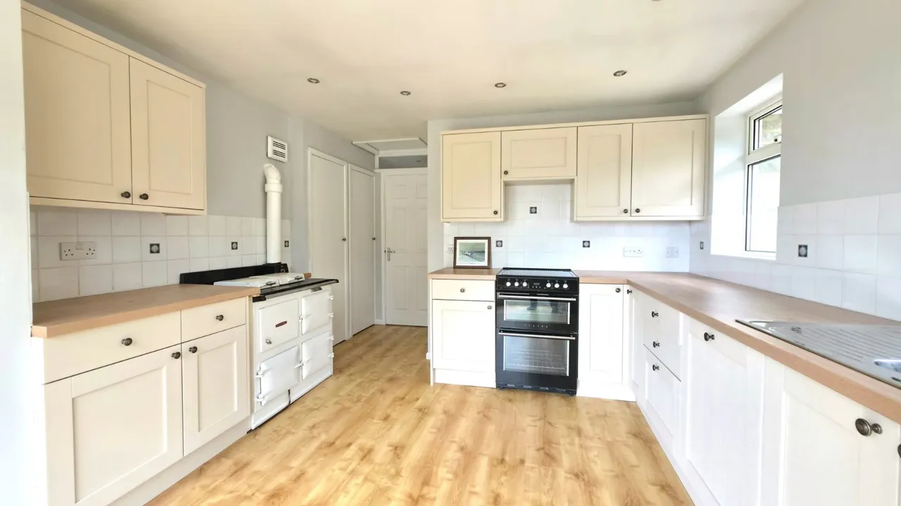 Buddens Lane, West Melbury, Shaftesbury, Dorset, SP7 0LY, photo 4