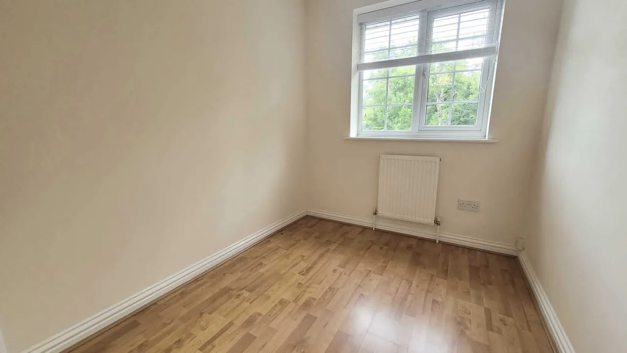 Maple Leaf Close, Abbots Langley, WD5, photo 9