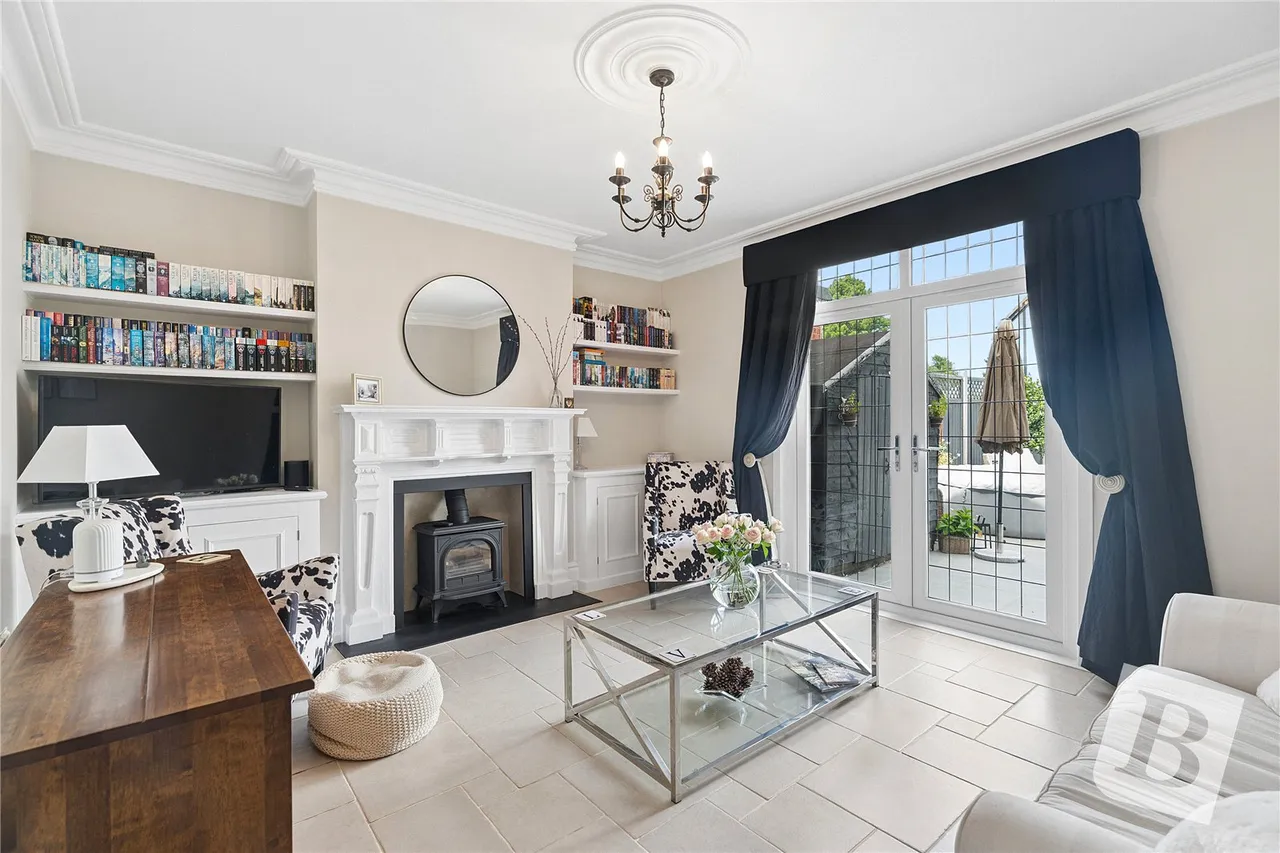 Deyncourt Gardens, Upminster, RM14, photo 7