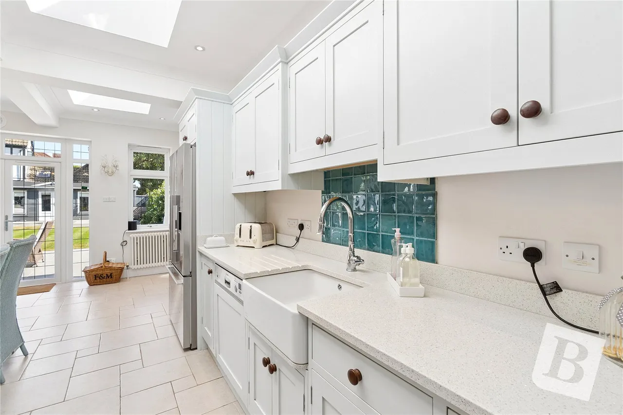 Deyncourt Gardens, Upminster, RM14, photo 6