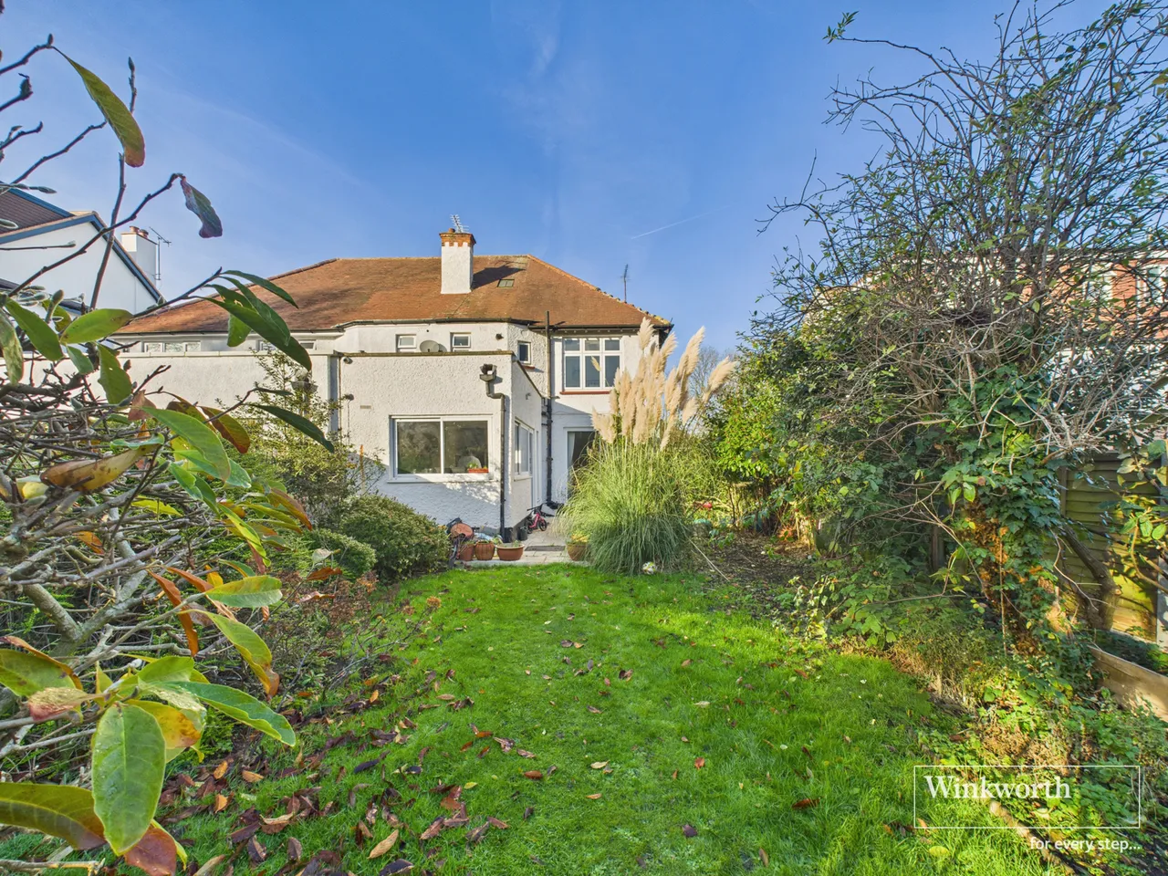 Park Chase, Wembley, Middlesex, HA9, photo 9