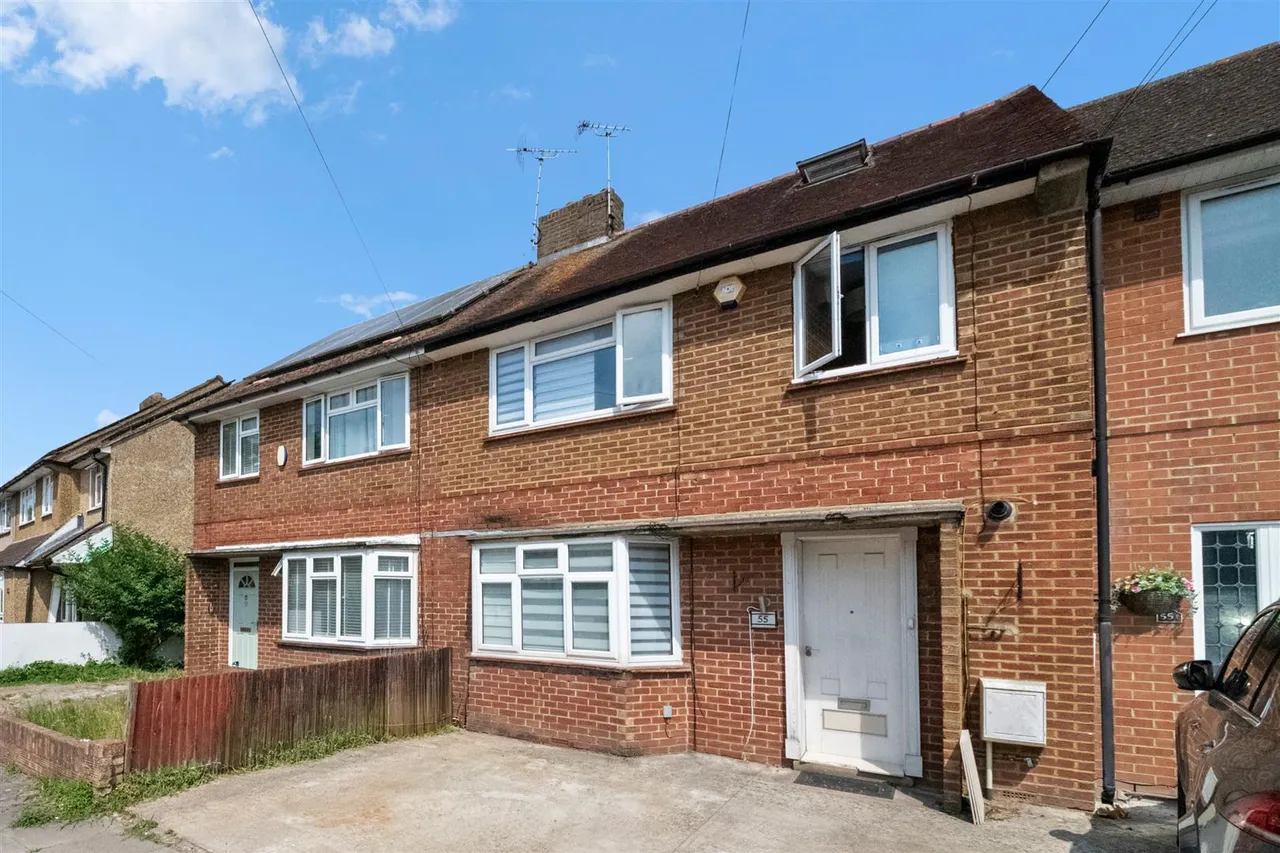 Rushdene Crescent, Northolt, photo 16