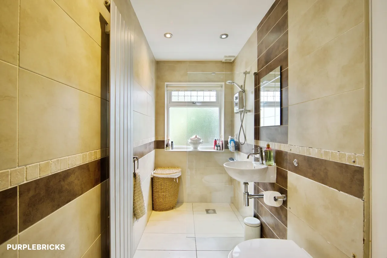 Churchbury Lane, Enfield, EN1, photo 19