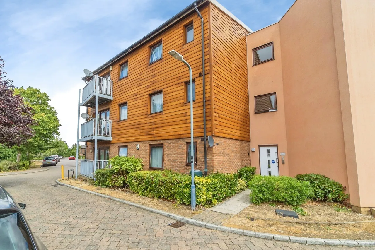 Chasewater Crescent, Broughton, MK10, photo 8