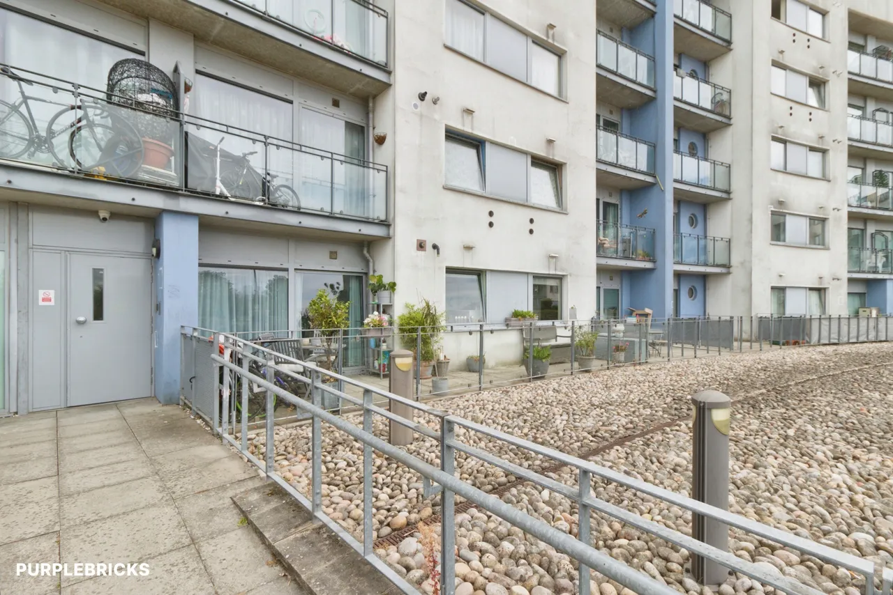 Tideslea Path, Thamesmead, SE28, photo 33