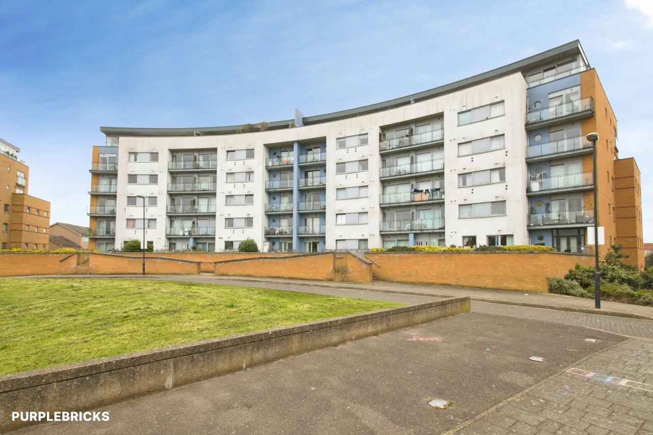 Tideslea Path, Thamesmead, SE28, photo 30