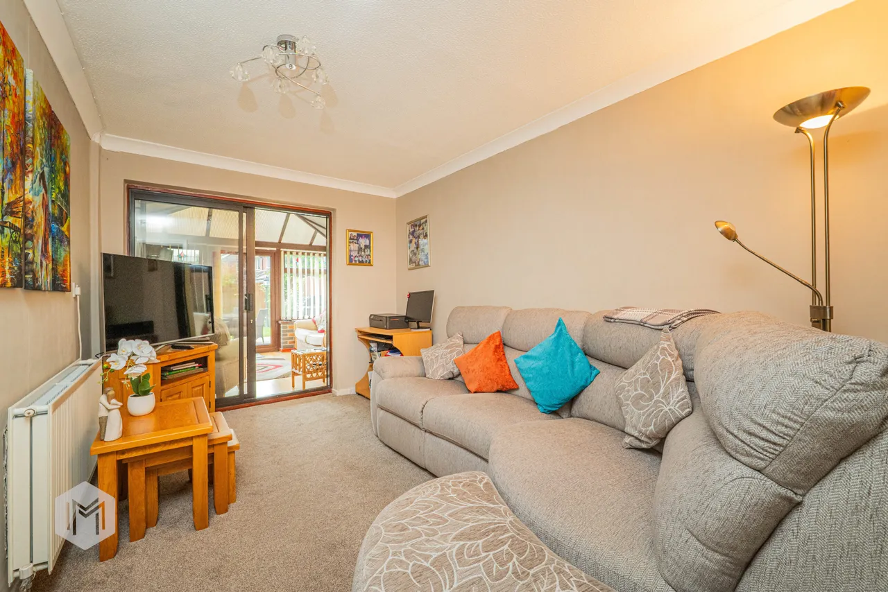 Ashcombe Drive, Radcliffe, M26, photo 5