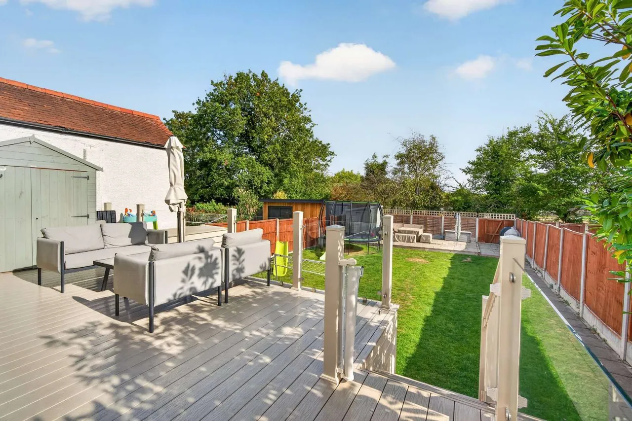 Dukes Avenue, Theydon Bois, CM16, photo 17