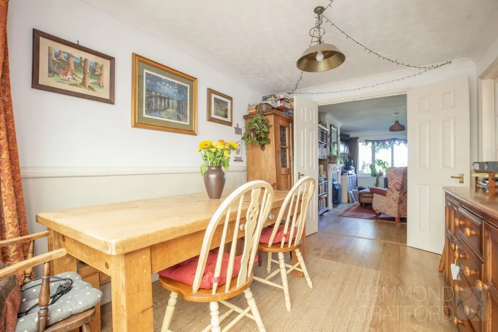 Tuttles Lane West, Wymondham, photo 2