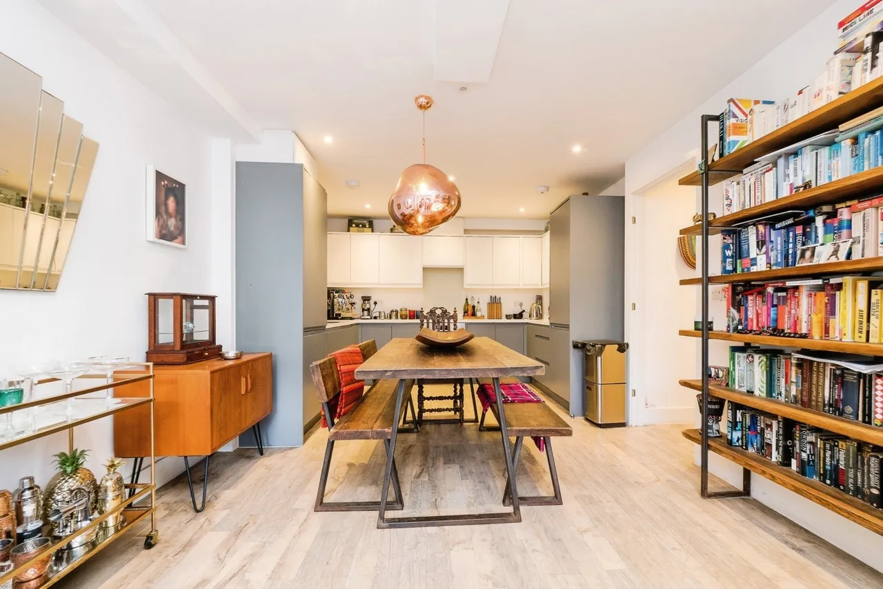 Kempton Mews, East Ham, London, E6, photo 12