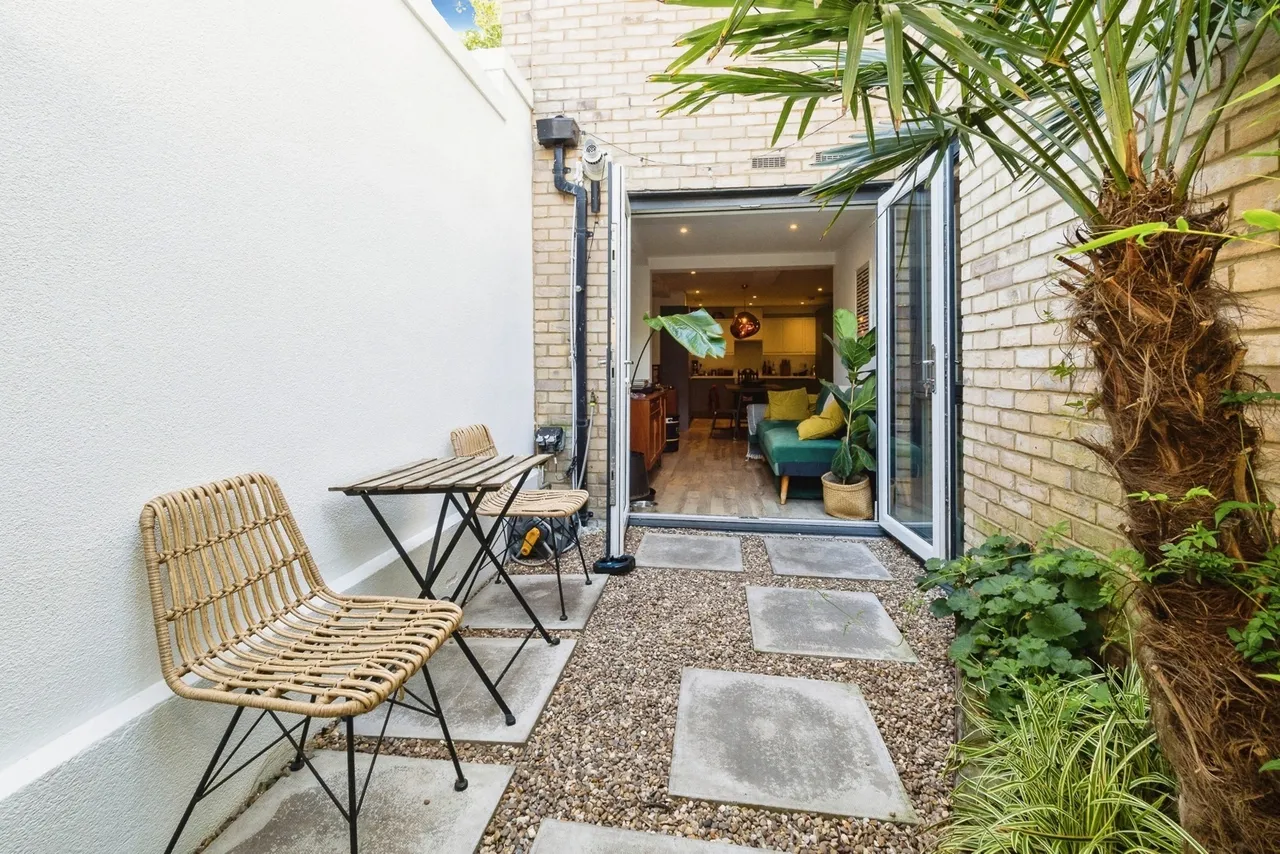 Kempton Mews, East Ham, London, E6, photo 15